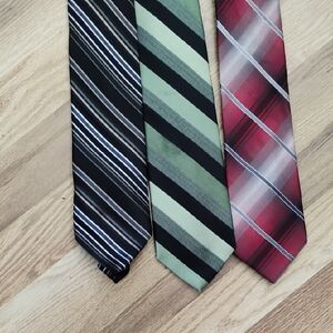 BUNDLE OF NECK TIES